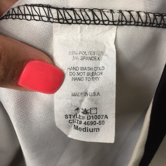 🛎Black and white stripe skater dress medium (Q) - Picture 5 of 6